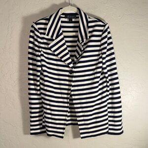 St. John cream and navy single button blazer jacket size 10